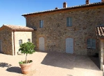 esterno-casale-di-campagna